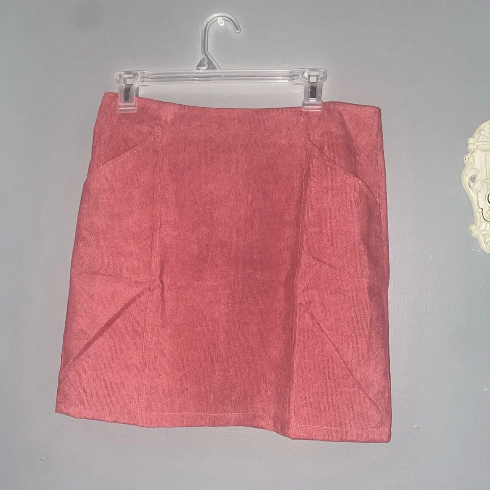 Pink skirt - Picture 2 of 6
